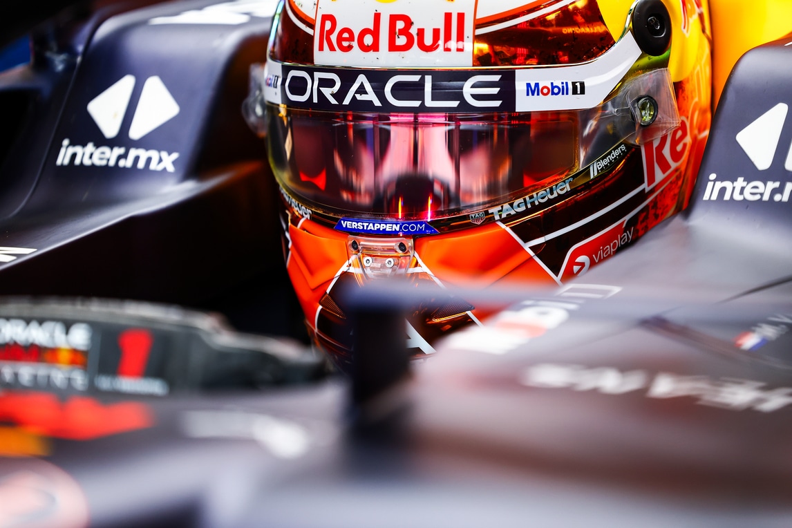 GP Belgio, FP3: Verstappen davanti, ma domina la pioggia