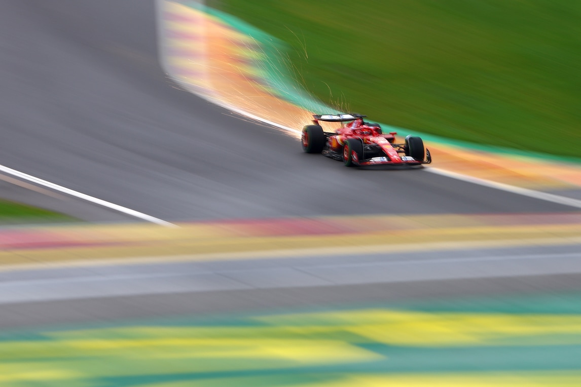 GP Belgio, le foto delle qualifiche e della pole di Leclerc