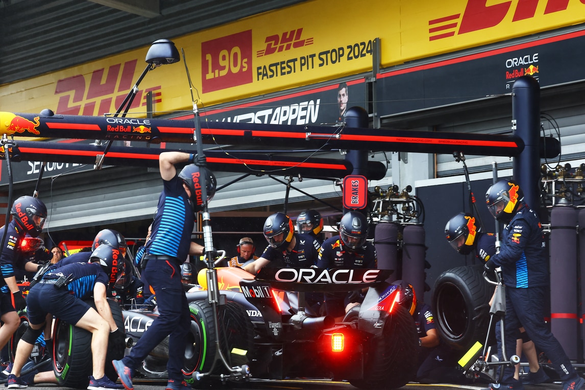 GP Belgio, le foto delle qualifiche e della pole di Leclerc