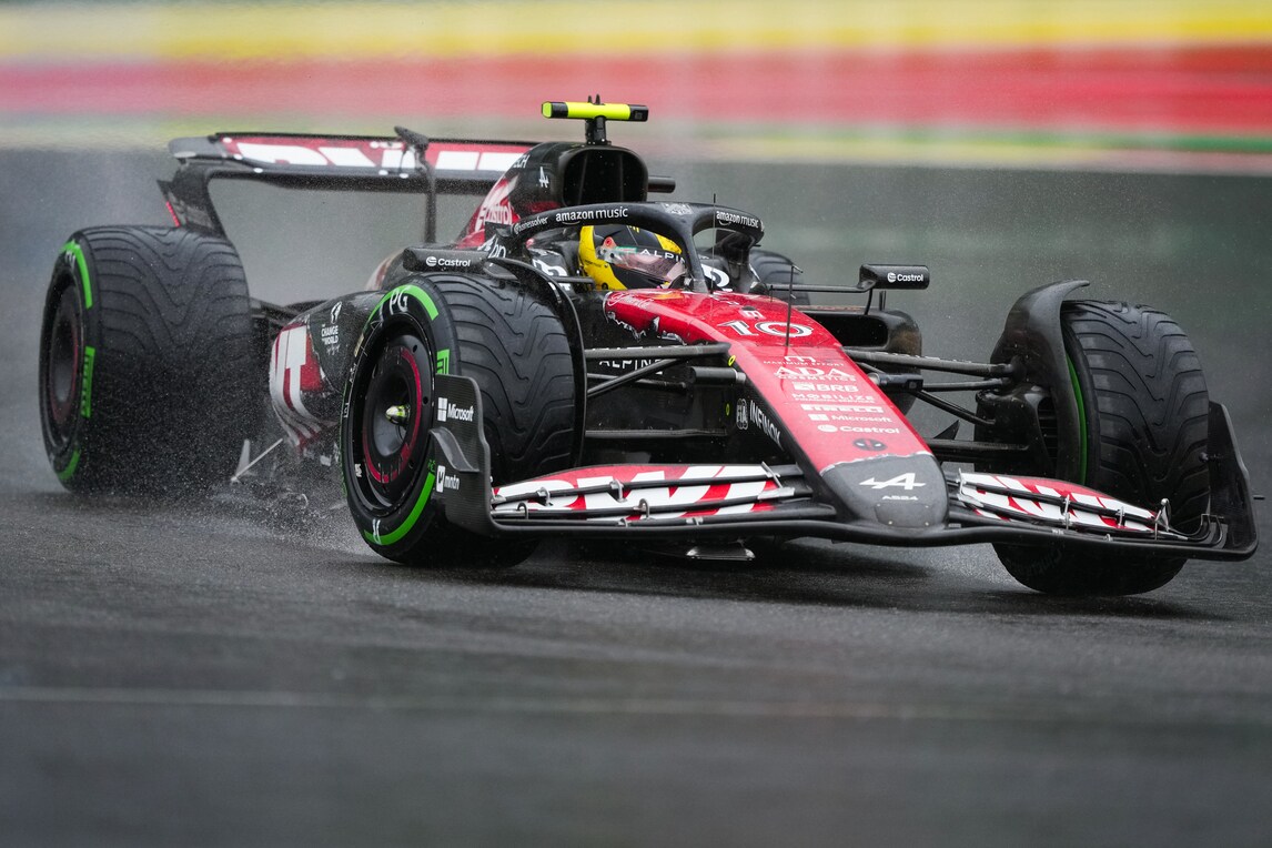 GP Belgio, le foto delle qualifiche e della pole di Leclerc