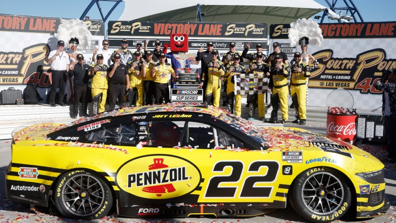 NASCAR: a Las Vegas Logano fa la sorpresa
