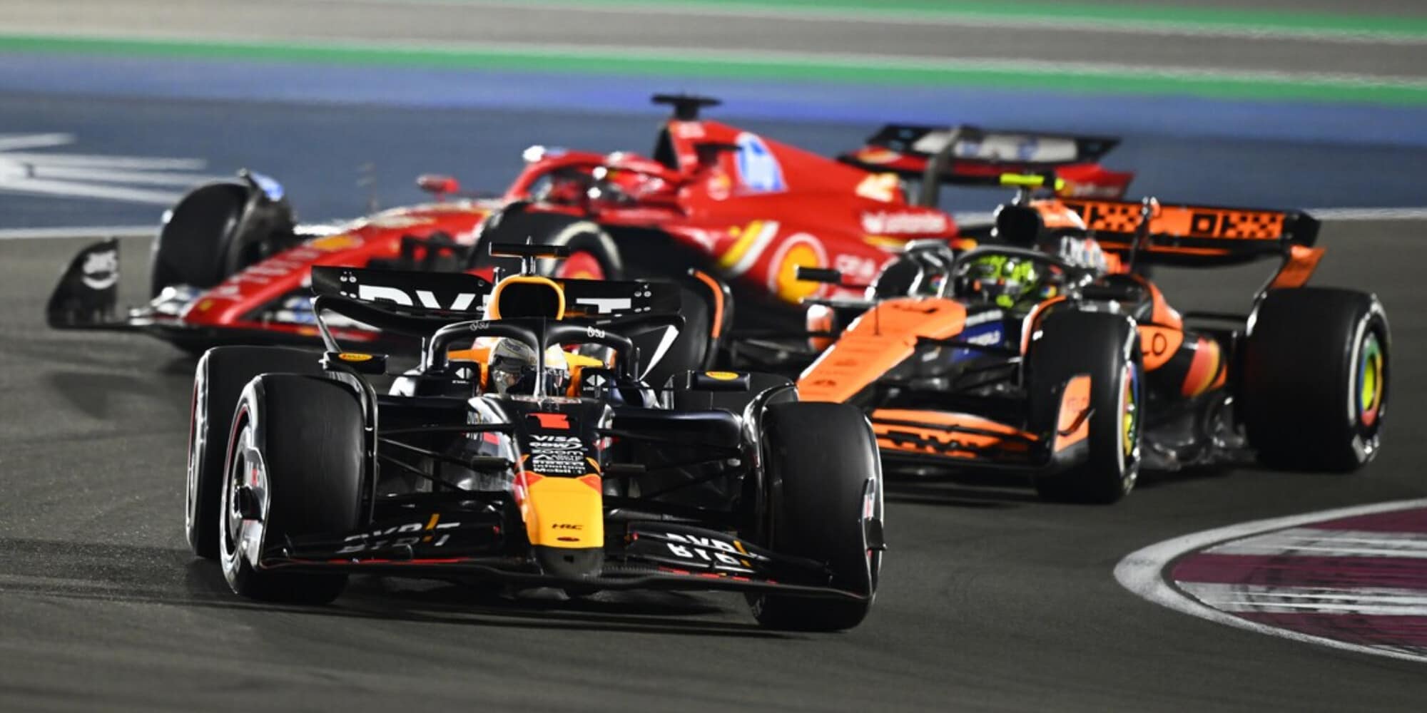 Verstappen domina in Qatar davanti a Leclerc: la lotta Mondiale si sposta ad Abu Dhabi