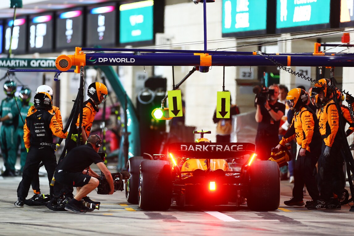 Polemiche McLaren, Stella: "Perché la bandiera gialla viene tolta?". Norris: "Penalità giusta"
