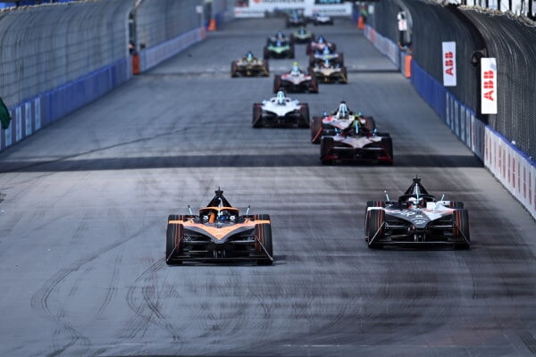 Formula E, si riparte con la stagione 24/25: orari e dove vedere l'e-prix del Brasile