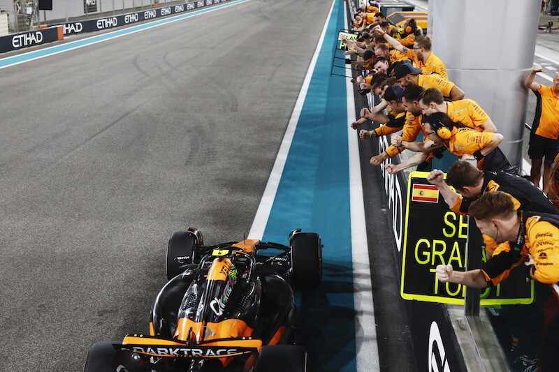 La McLaren vince il Mondiale Costruttori 2024: le foto della festa