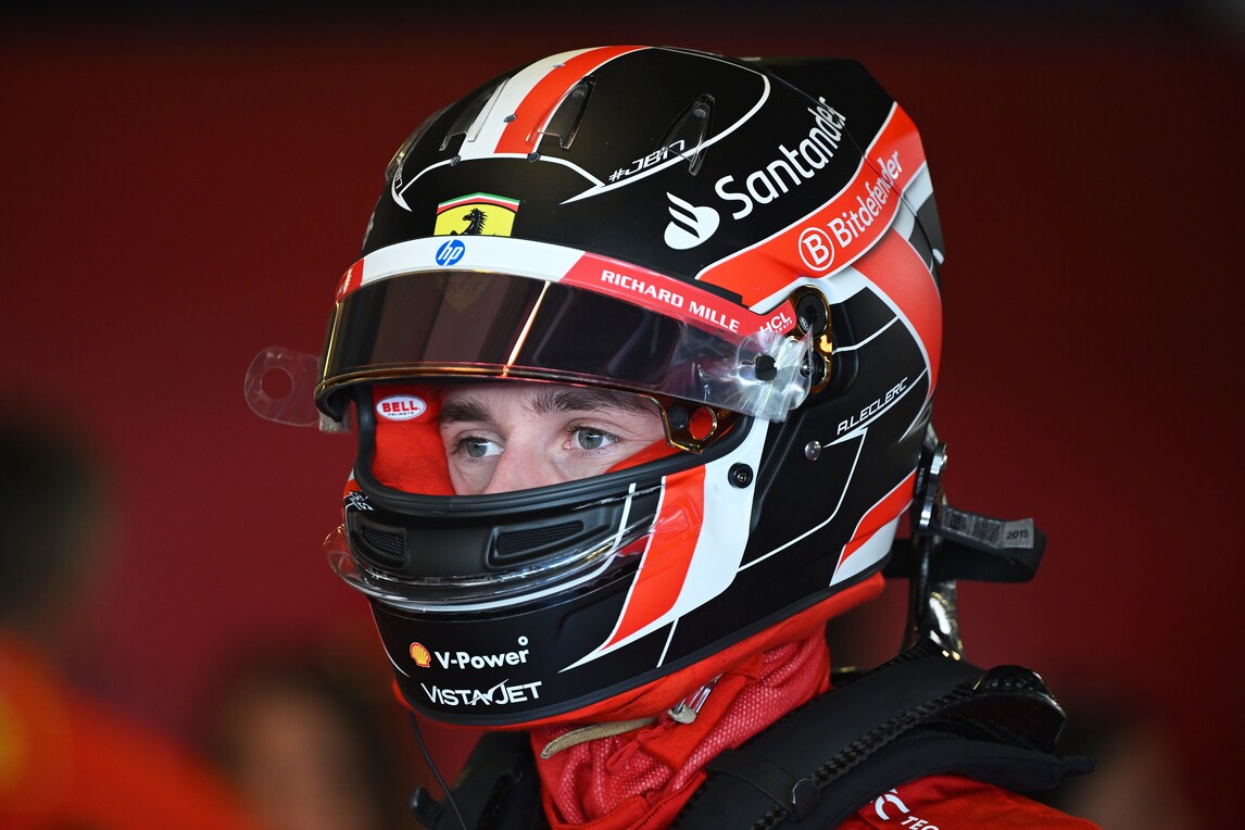 F1, al via i test a Yas Marina tra rookie, nuovi volti e cambi di team