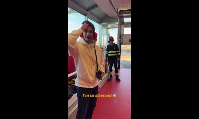 Sainz, che show in Ferrari: c'è papà Carlos Senior a Fiorano