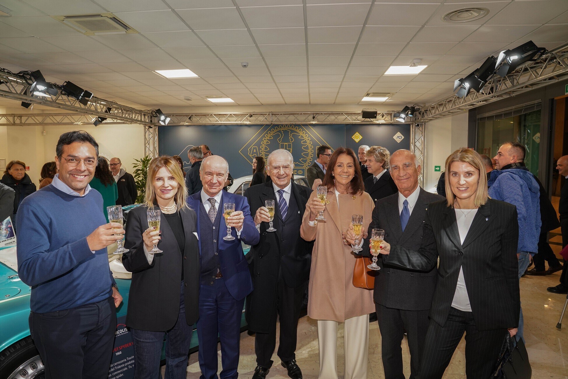 La Maserati 250F di Juan Manuel Fangio arriva a Roma dal Museo Nicolis