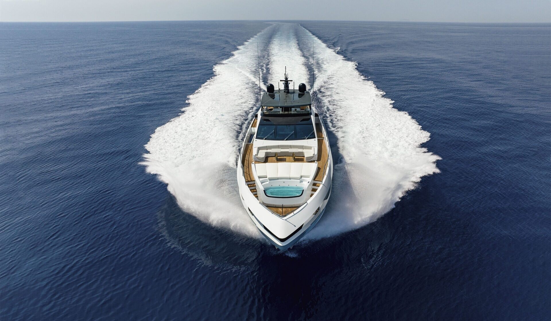 Mangusta Super Sport 33, il nuovo lussuosimo yacht di Max Verstappen