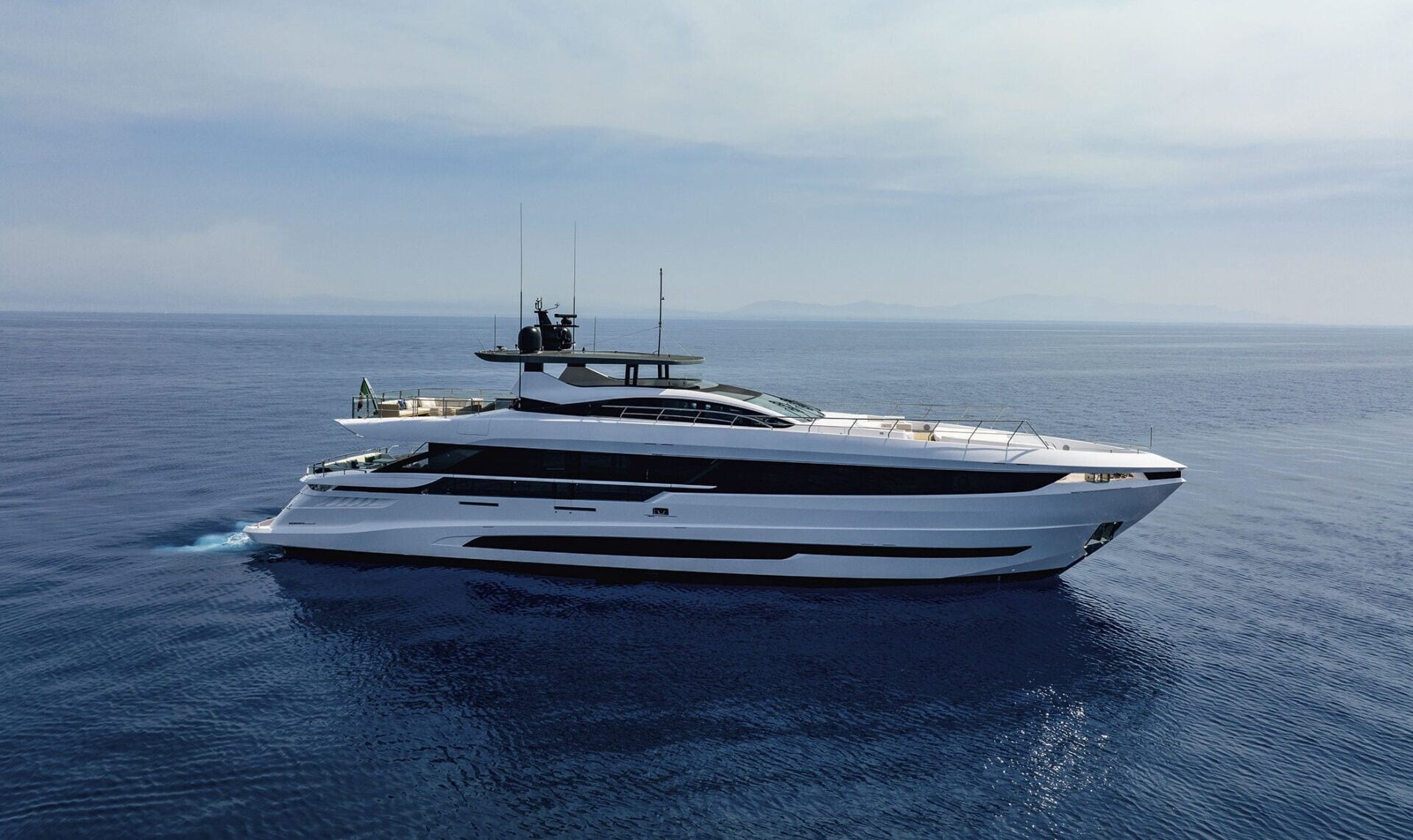 Mangusta Super Sport 33, il nuovo lussuosimo yacht di Max Verstappen