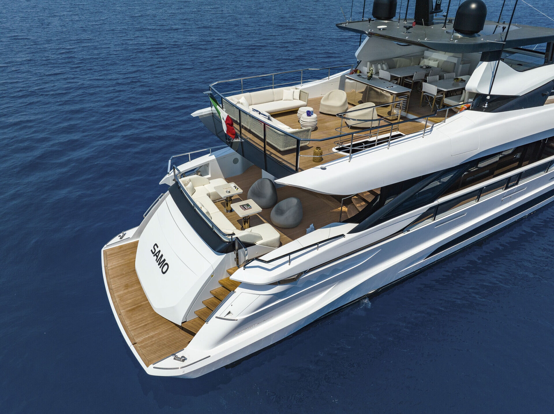 Mangusta Super Sport 33, il nuovo lussuosimo yacht di Max Verstappen