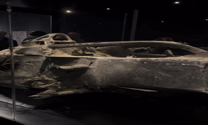 La monoposto di Grosjean esposta alla The Formula 1® Exhibition - London