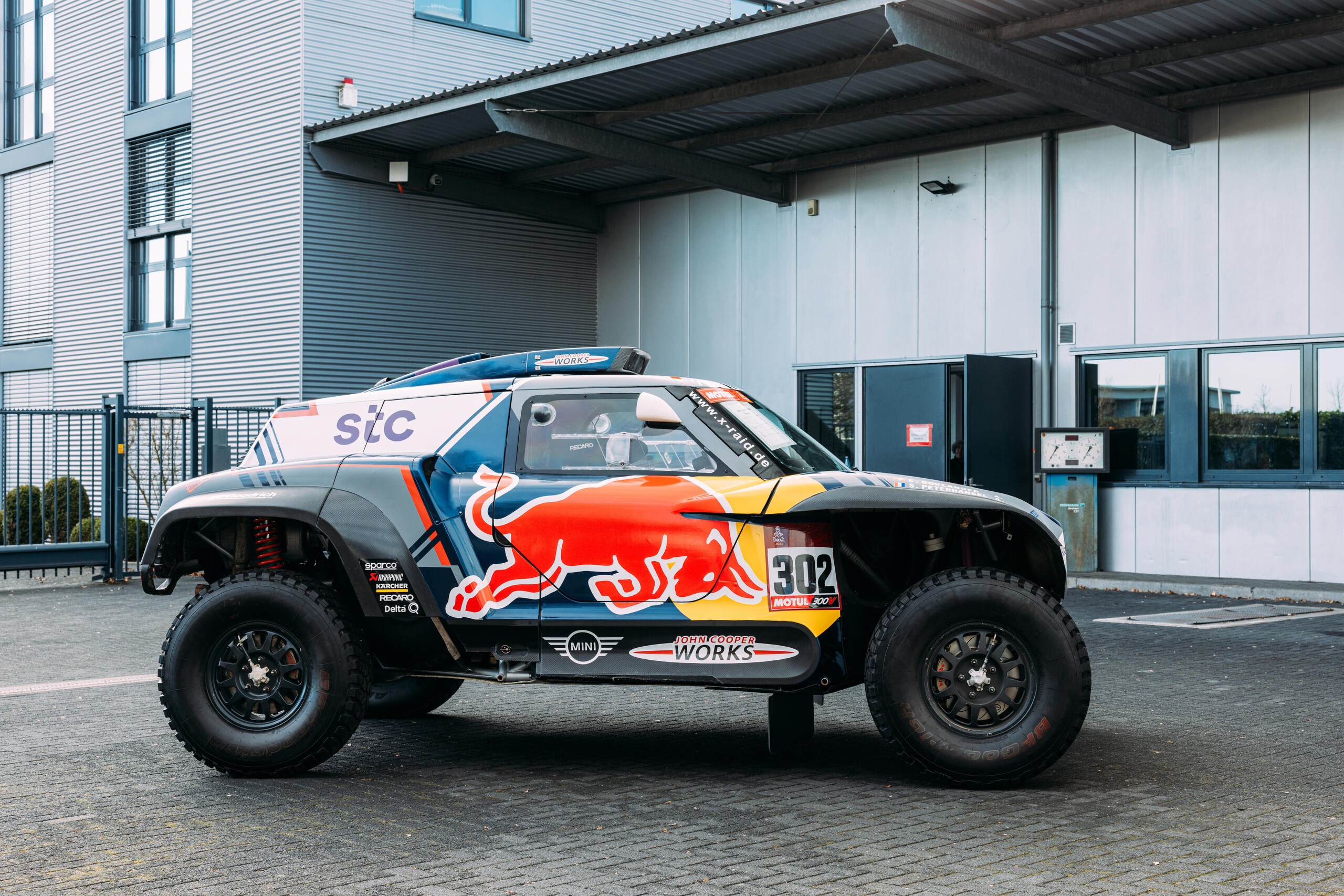 La X-Raid BMW Mini John Cooper Works Buggy, Regina della Dakar 2021 è in vendita
