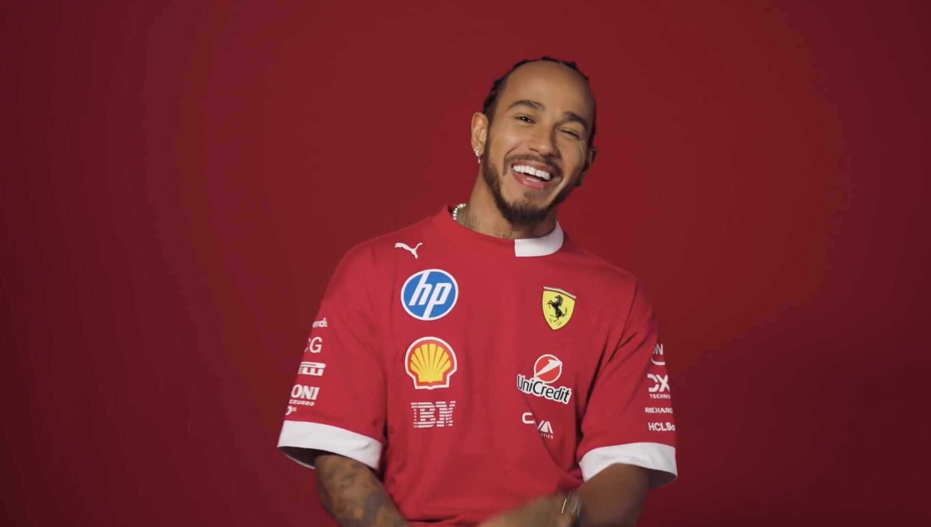 Hamilton, il saluto in italiano ai tifosi della Ferrari