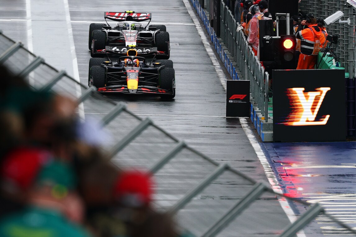 Incidenti, bandiere rosse, pioggia e vento: che incubo il GP Australia