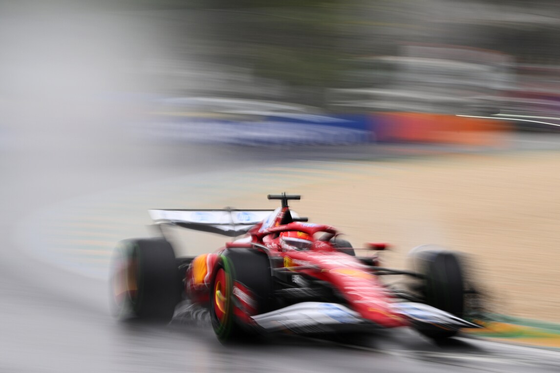 Incidenti, bandiere rosse, pioggia e vento: che incubo il GP Australia