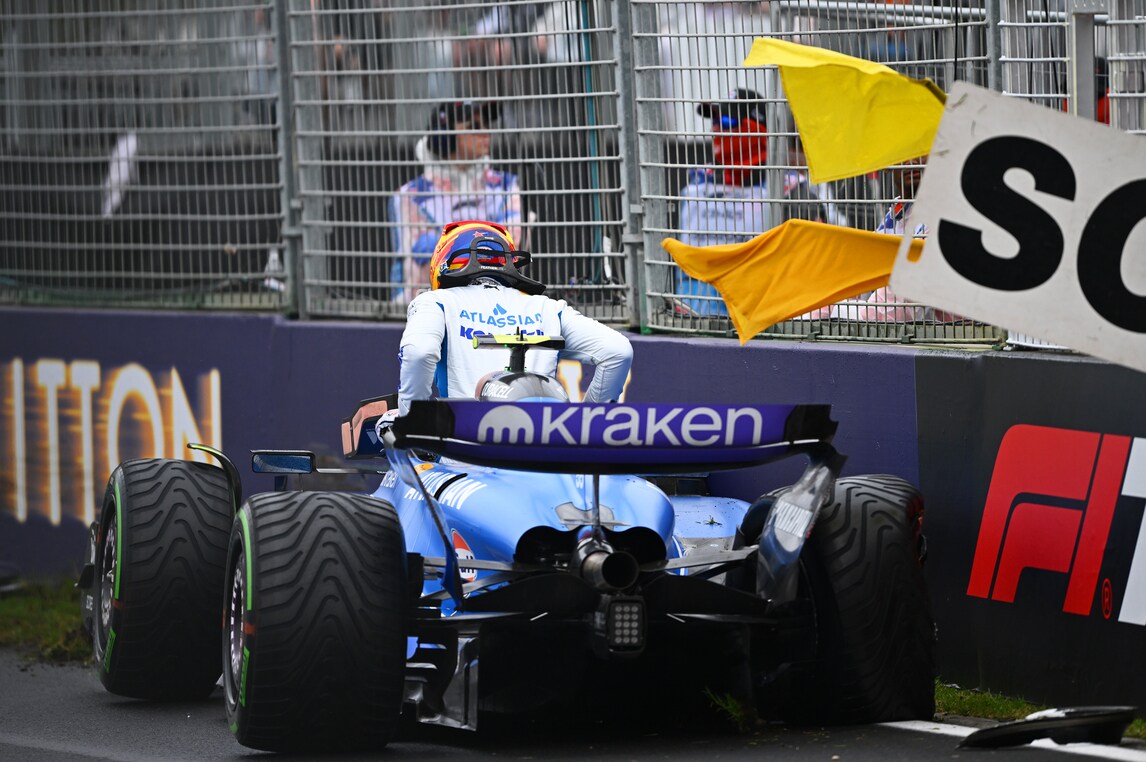 Incidenti, bandiere rosse, pioggia e vento: che incubo il GP Australia