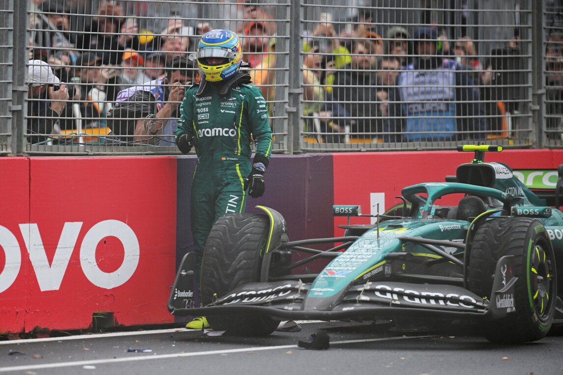 Incidenti, bandiere rosse, pioggia e vento: che incubo il GP Australia