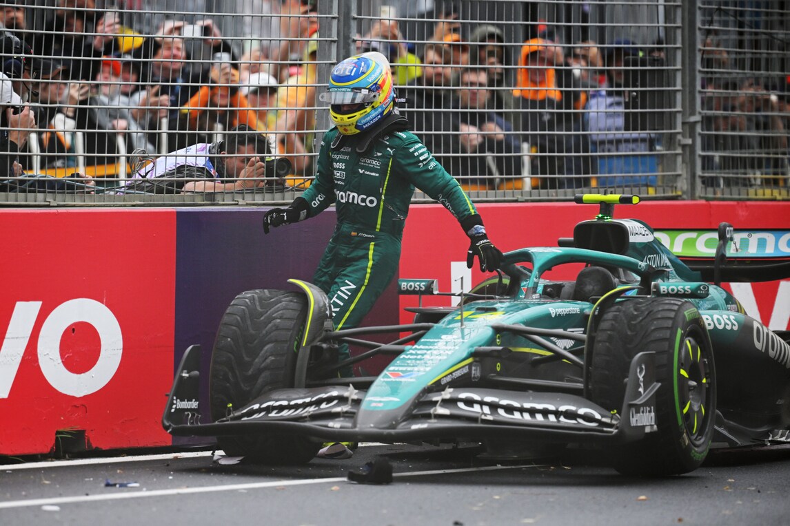 Incidenti, bandiere rosse, pioggia e vento: che incubo il GP Australia