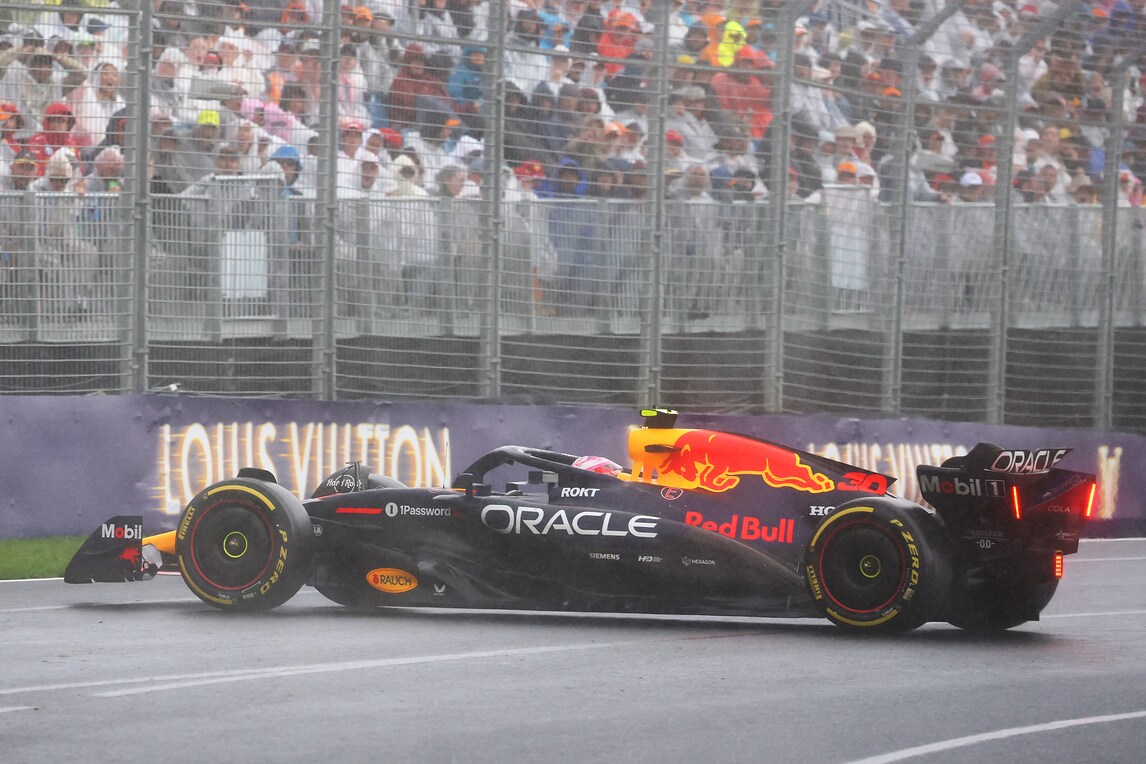 Incidenti, bandiere rosse, pioggia e vento: che incubo il GP Australia