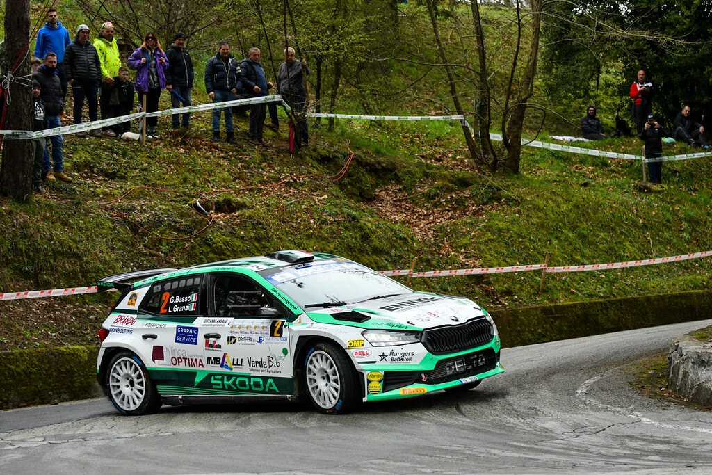 Un super Basso vince in volata il Rally del Ciocco