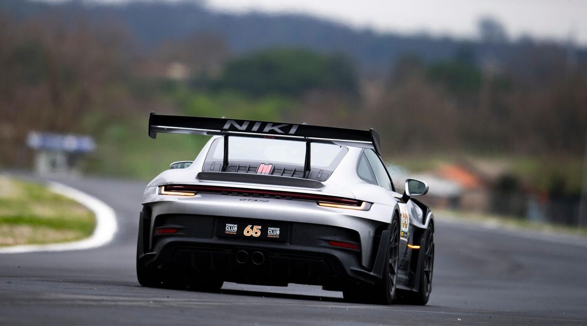 Porsche Club Interseries 2025: emozioni ed esclusività in pista