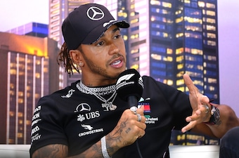 Hamilton, Mercedes e la battaglia contro il razzismo
