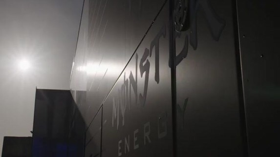 Hamilton e Rossi, il test F1-MotoGP a Valencia