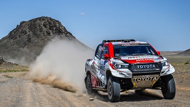Dakar 2020, stretta su smartphone e road-book
