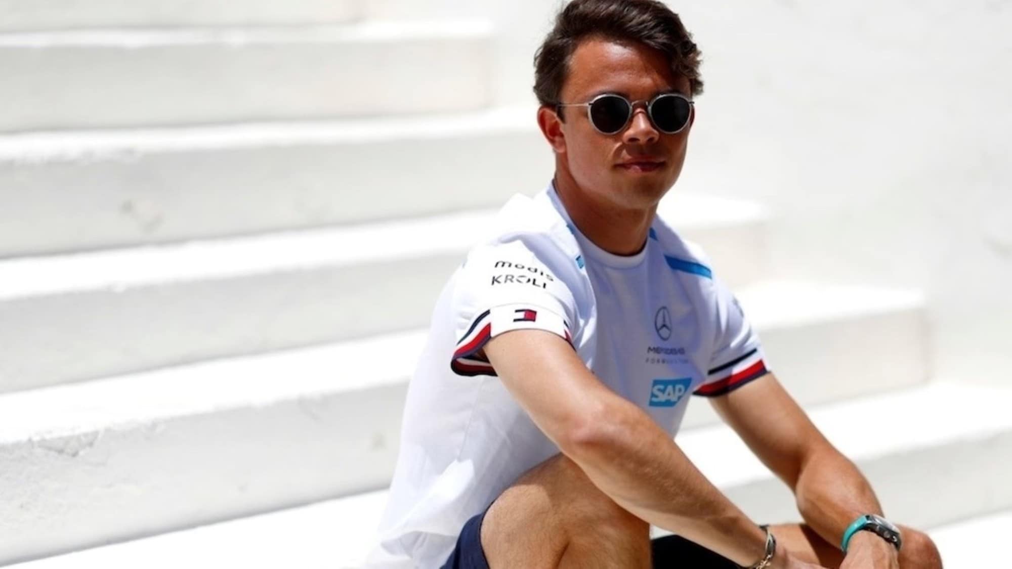 James scommette su De Vries in AlphaTauri