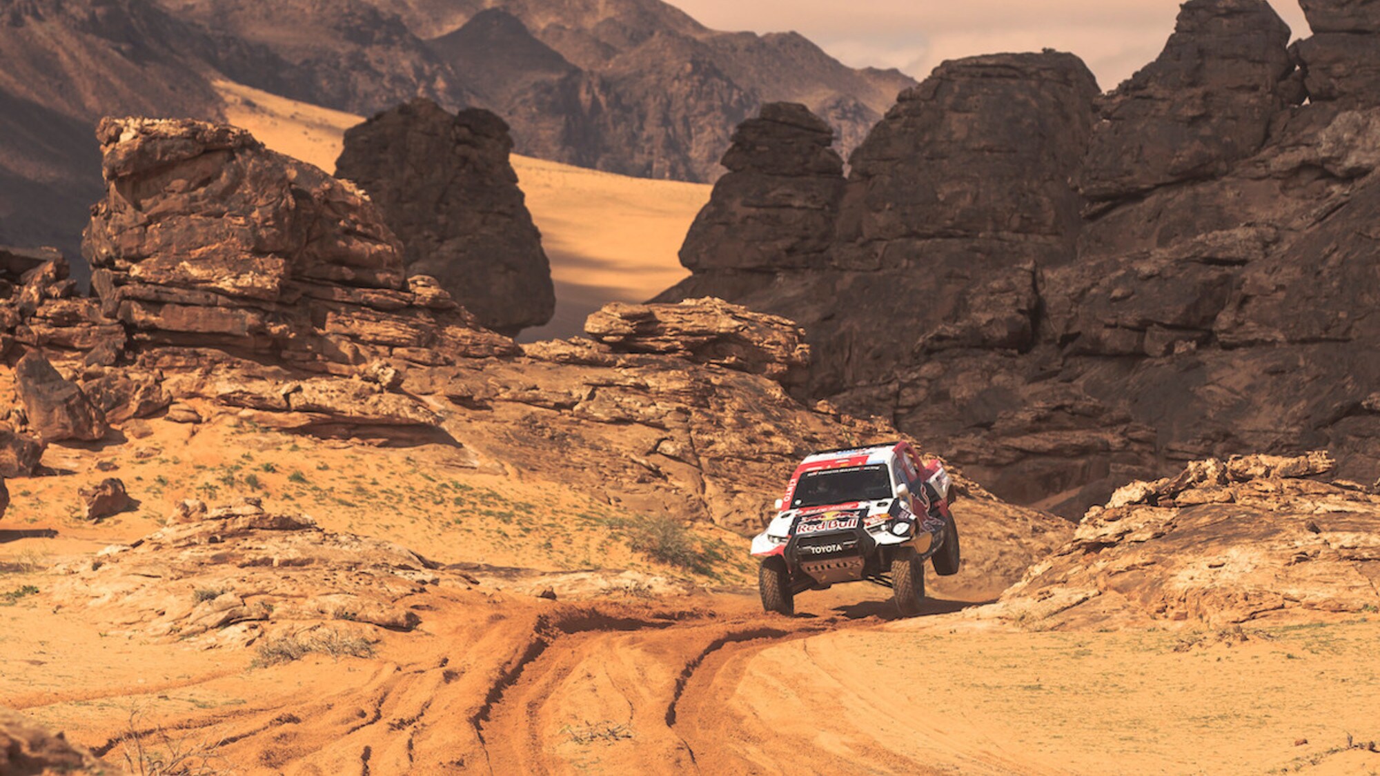 Dakar 2023: Al Attiyah vince ad Hail, Peterhansel e la speciale più dura