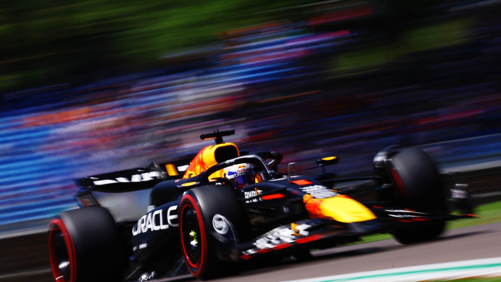 GP Imola, qualifiche: uno straordinario Verstappen batte le McLaren, Ferrari al 4° e 5°