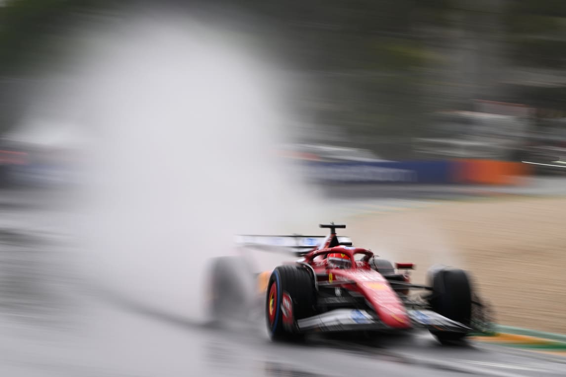 Incidenti, bandiere rosse, pioggia e vento: che incubo il GP Australia