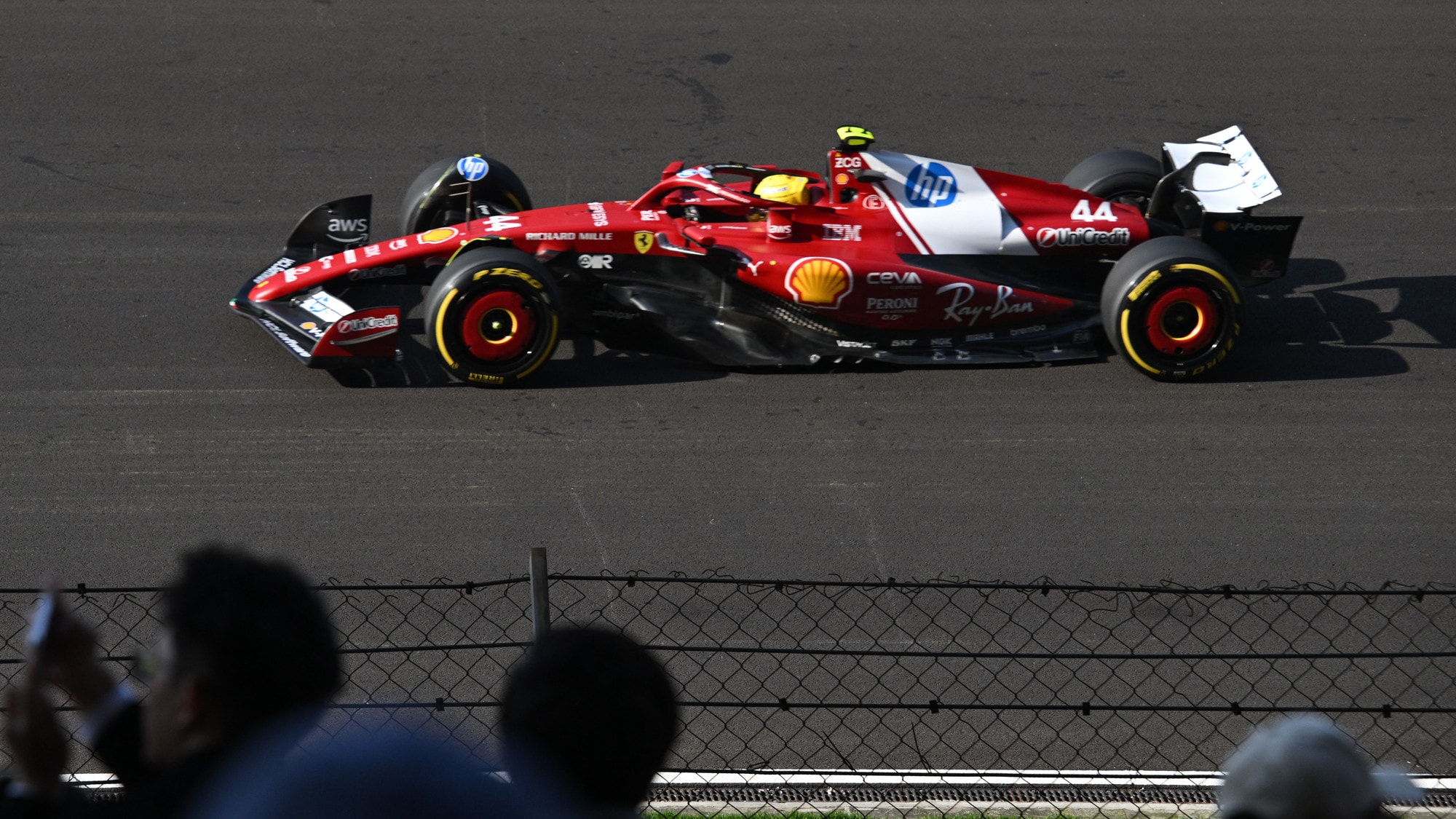 Hamilton fa la pole per la Gara Sprint in Cina: che stupore via radio!