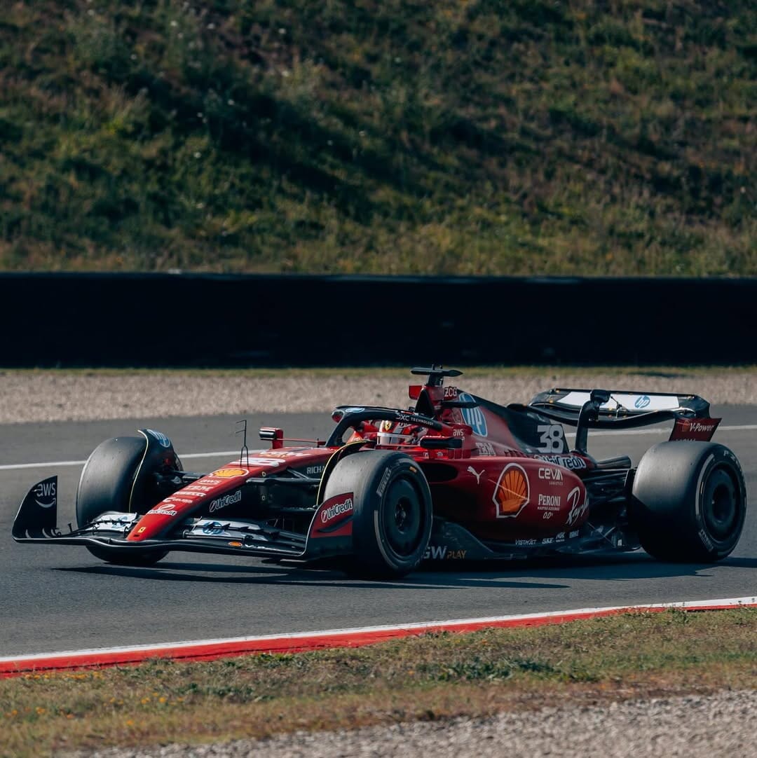 Ferrari al Mugello per Filming Day e test: in pista Fuoco, Giovinazzi e Zhou