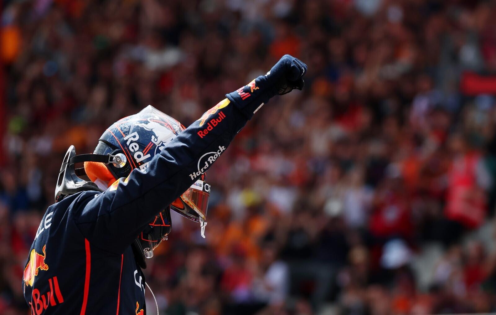 Dominio Verstappen sulle due McLaren nella Sprint Race di Spa
