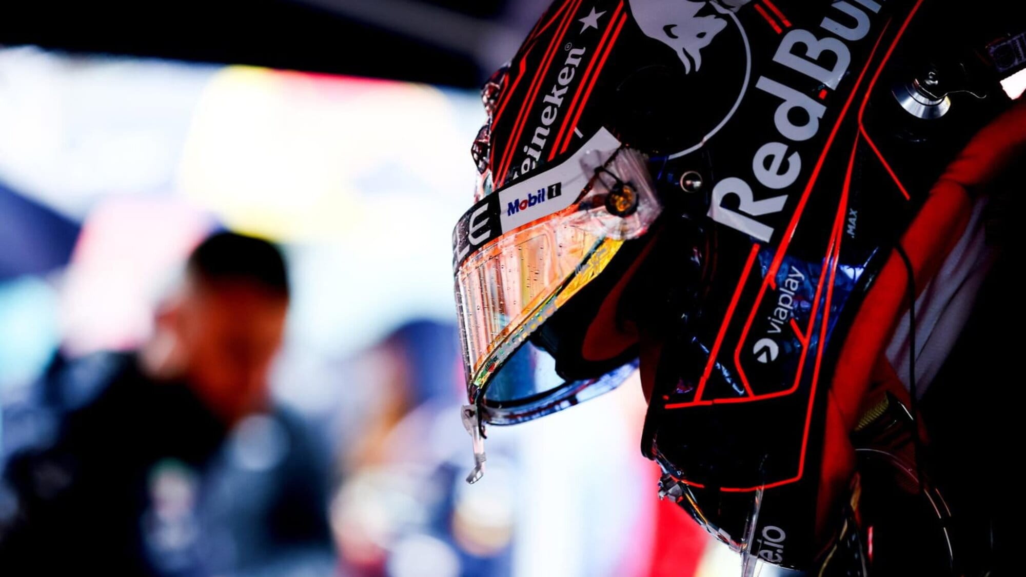 Verstappen: "Commissari molto conservativi, potevamo partire prima"