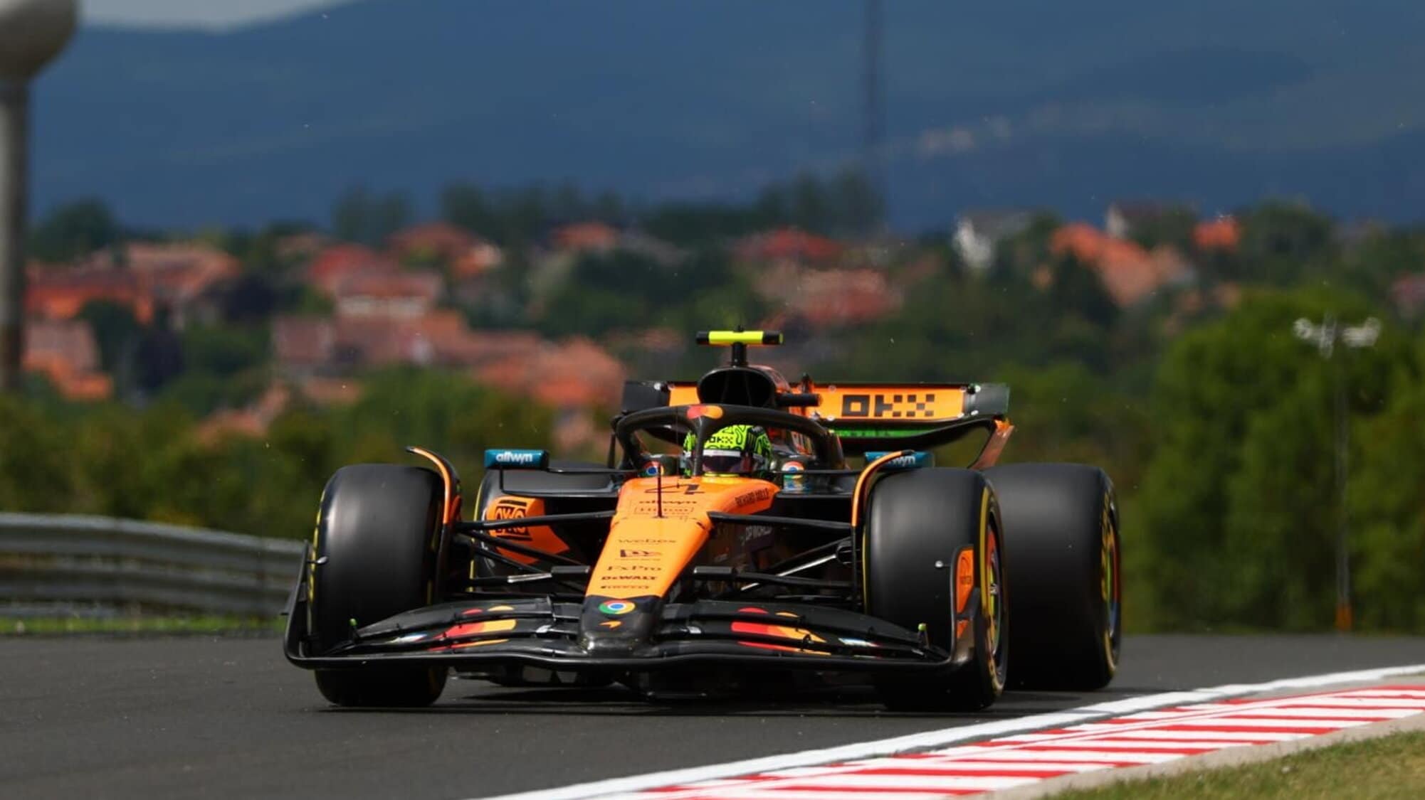 GP Ungheria, FP1: 1-2 McLaren, Leclerc primo inseguitore