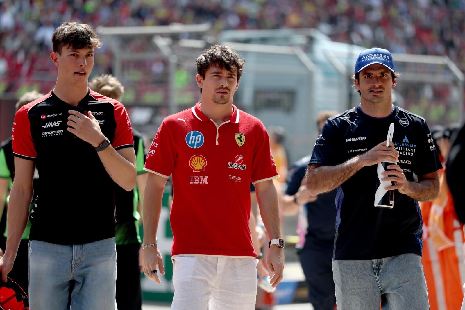F1, chi sono i re dei social: ecco i piloti con più follower