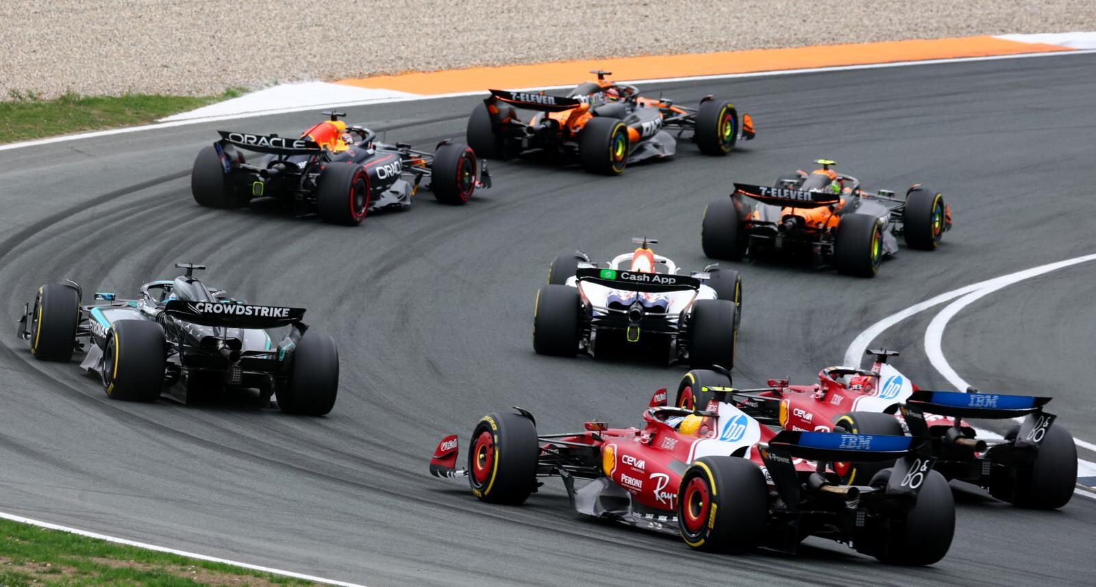 F1, la classifica dei team dopo l'Olanda: battuta d'arresto Ferrari a Zandvoort