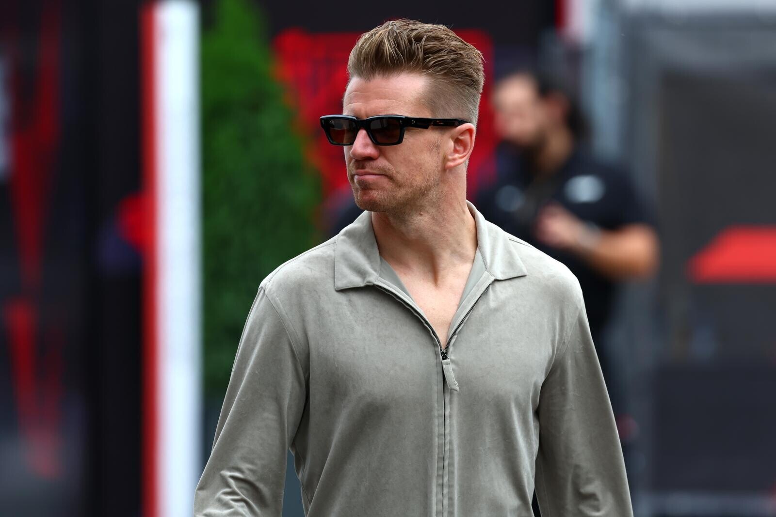 Media day a Baku: i piloti arrivano nel paddock, Russell costretto al riposo