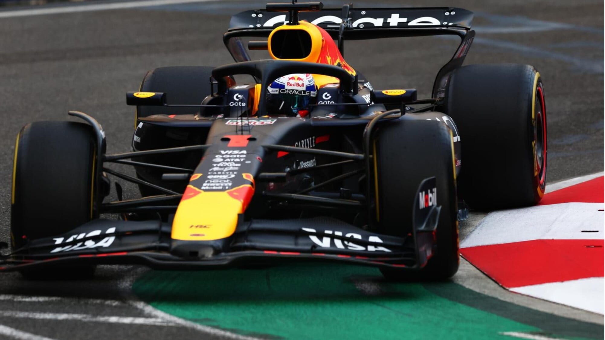Verstappen: "Che caos in queste qualifiche, domani occhio alle gomme"