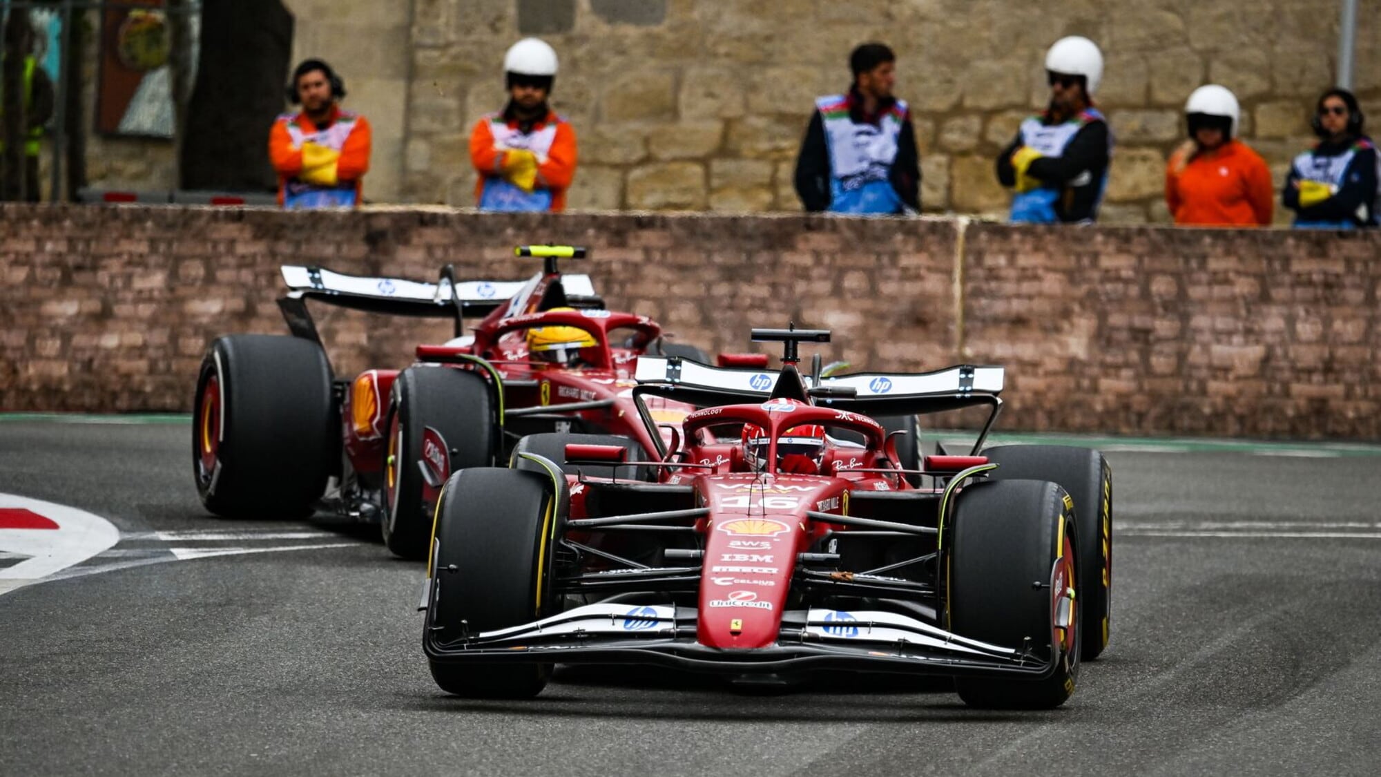 Hamilton: scusa Charles, errore mio