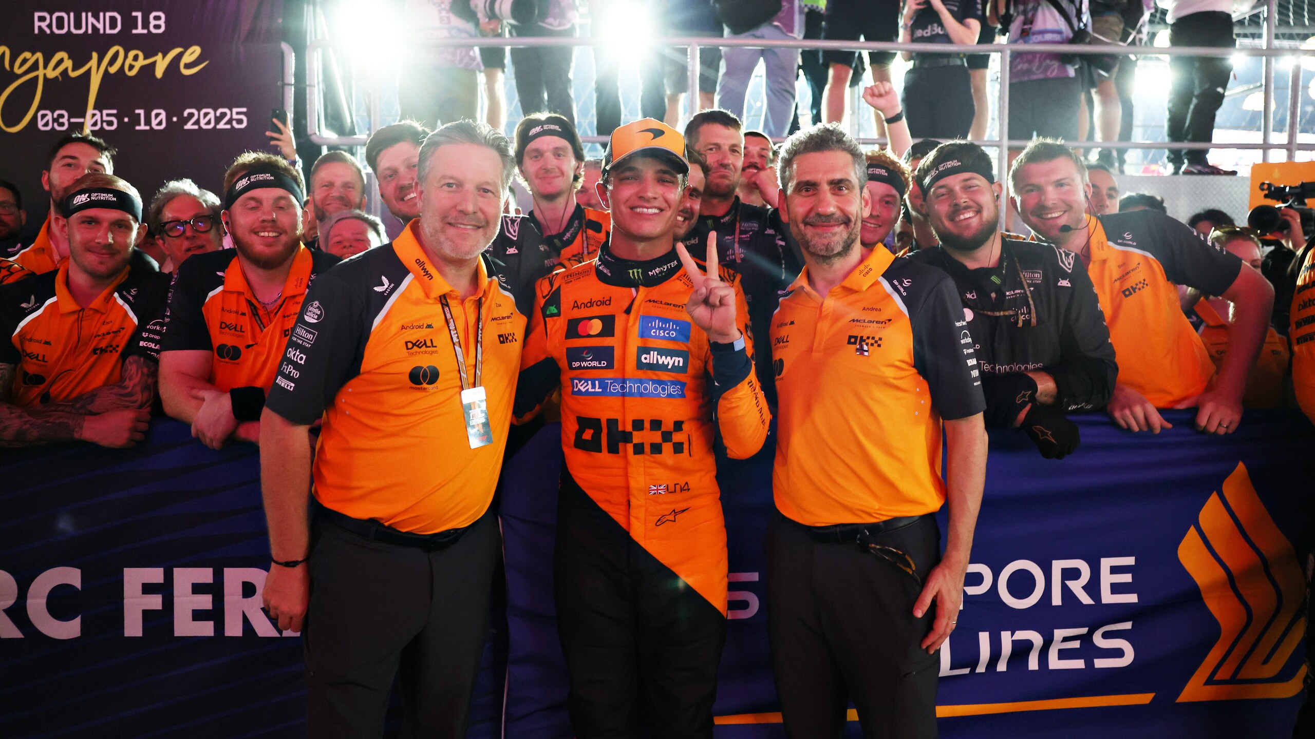 McLaren trionfa nel campionato costruttori: le foto dei festeggiamenti