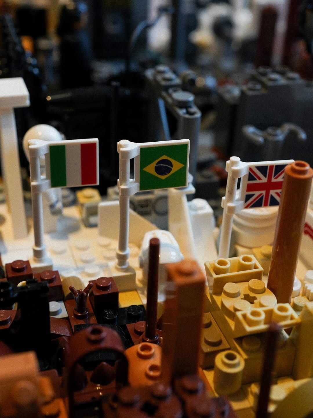 Un ritratto Lego per Roscoe: il toccante regalo ricevuto da Hamilton