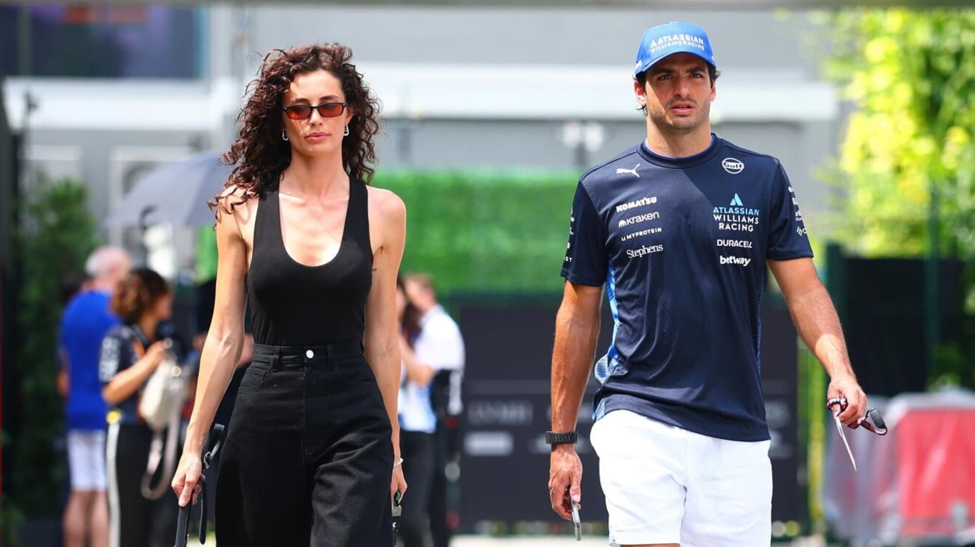 Carlos Sainz e la passione Ferrari: cresce la sua collezione privata