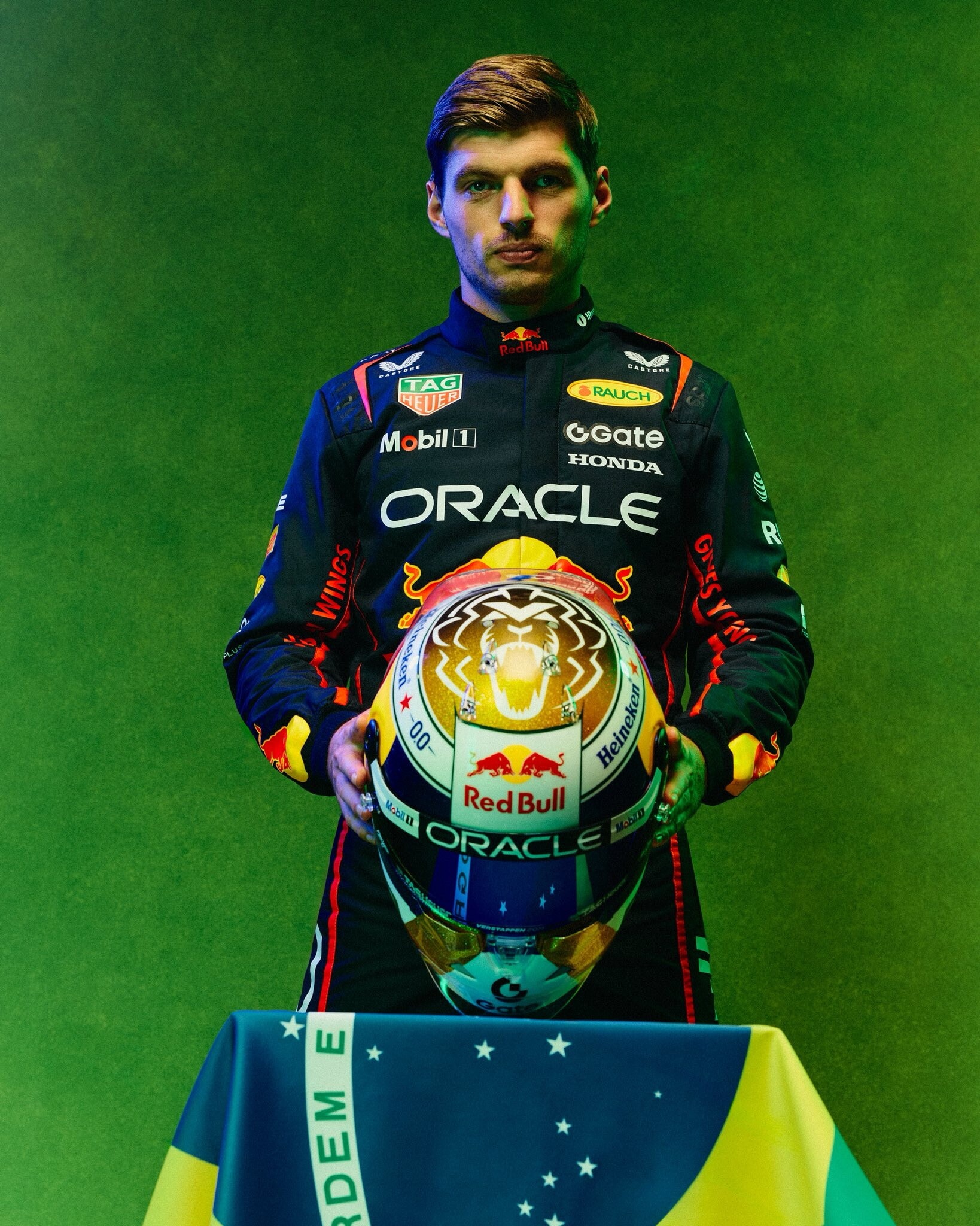 GP Brasile, Verstappen sfoggia un casco d'eccezione per ricordare un momento speciale
