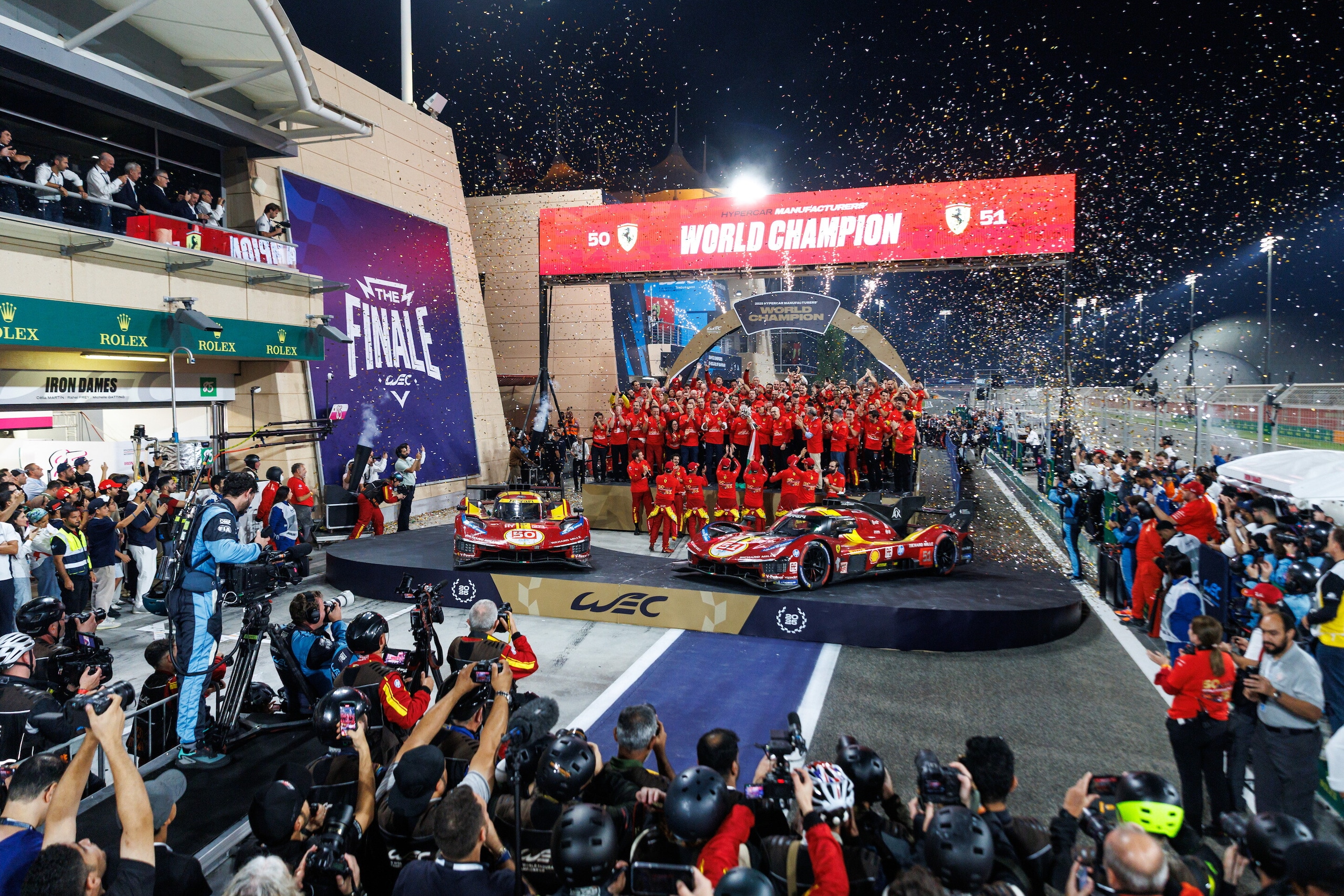 Ferrari, le foto del trionfo in Bahrain