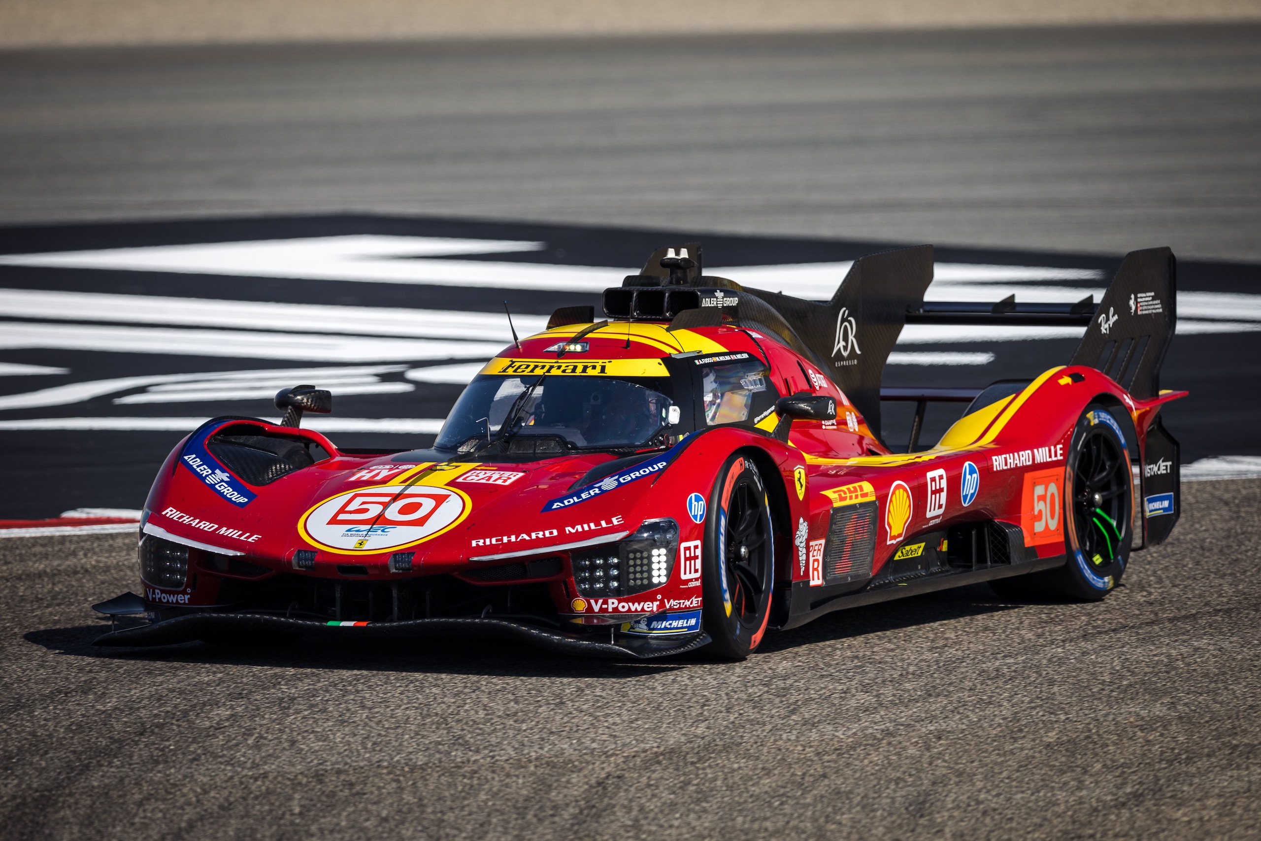 Ferrari, le foto del trionfo in Bahrain
