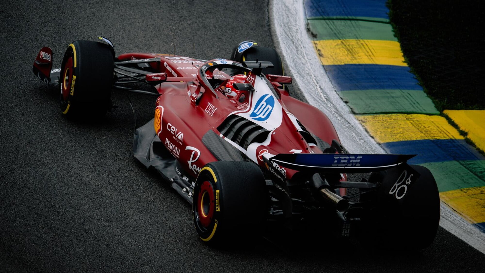 Ferrari, a Las Vegas cercando il jolly sulle gomme. Vasseur: "Vogliamo lottare davanti"